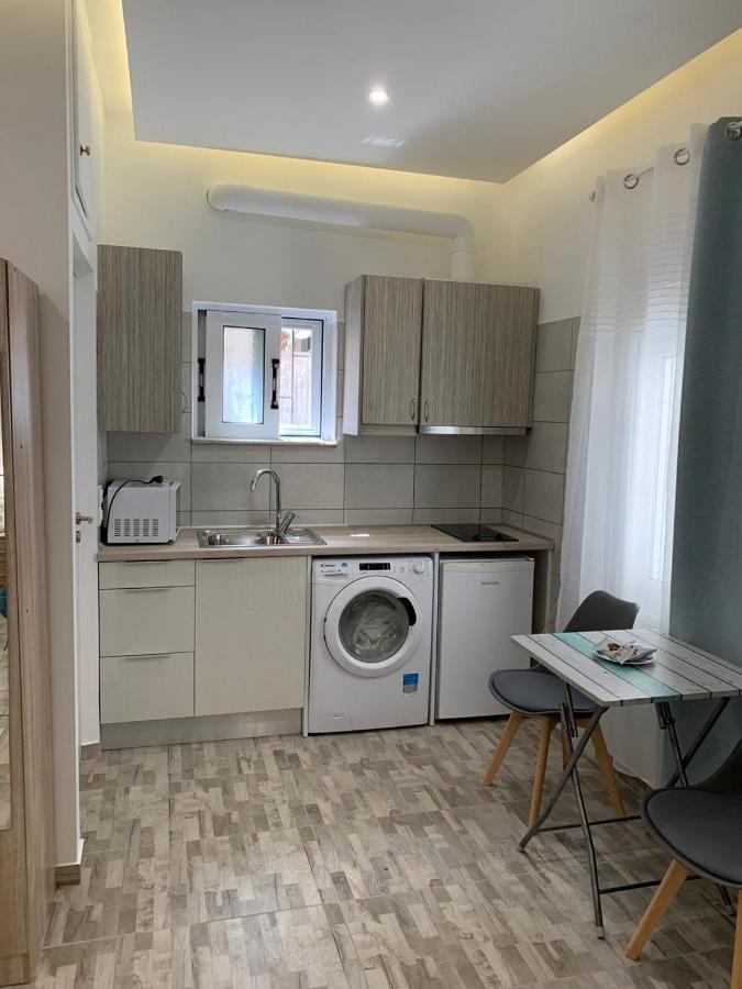 شقة Santorini Studio For 2 Person In Athens Near Sea& Center المظهر الخارجي الصورة